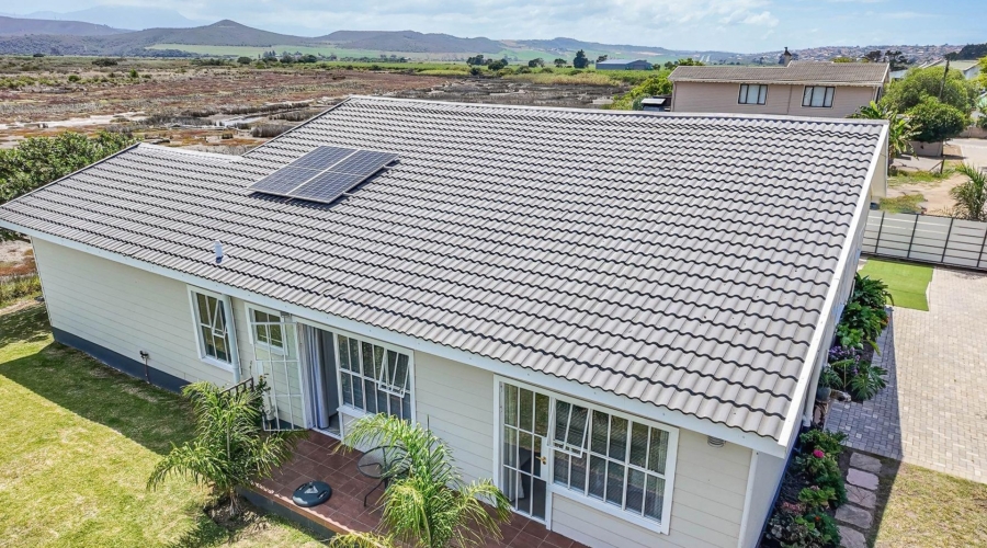 3 Bedroom Property for Sale in Riverside Western Cape